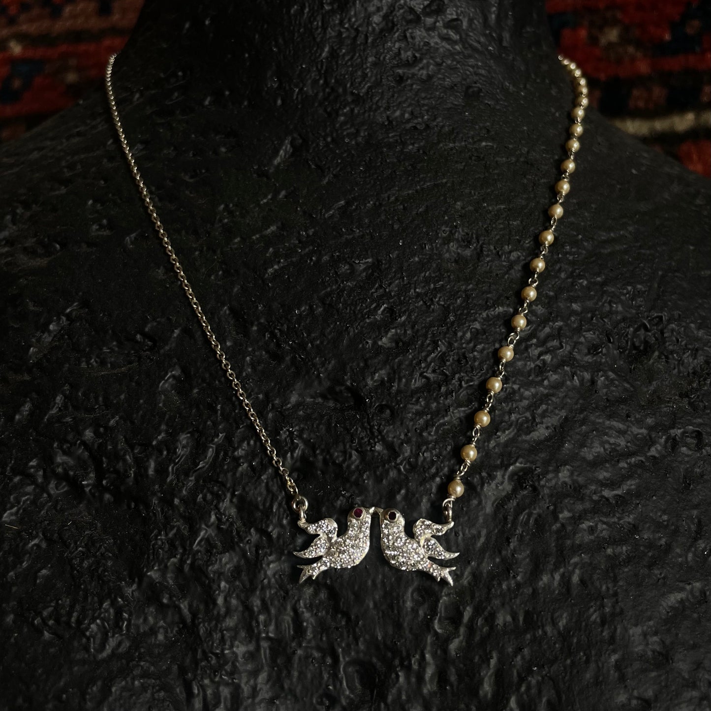JODI BIRDS WITH PEARL CHAIN
