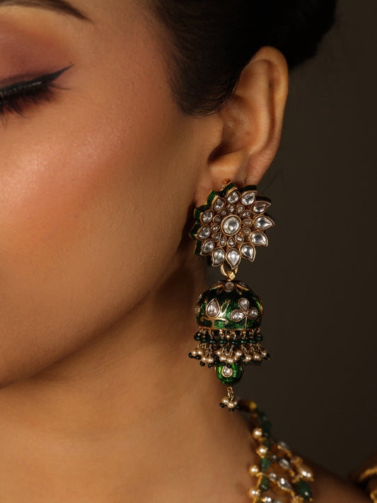 Kundan Karan Phool