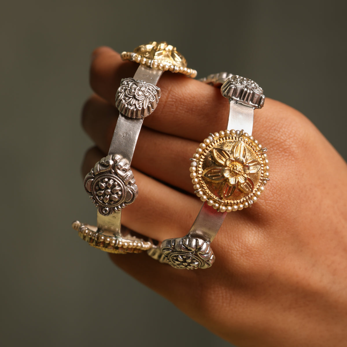 MONI BRACELET (Single Pcs)
