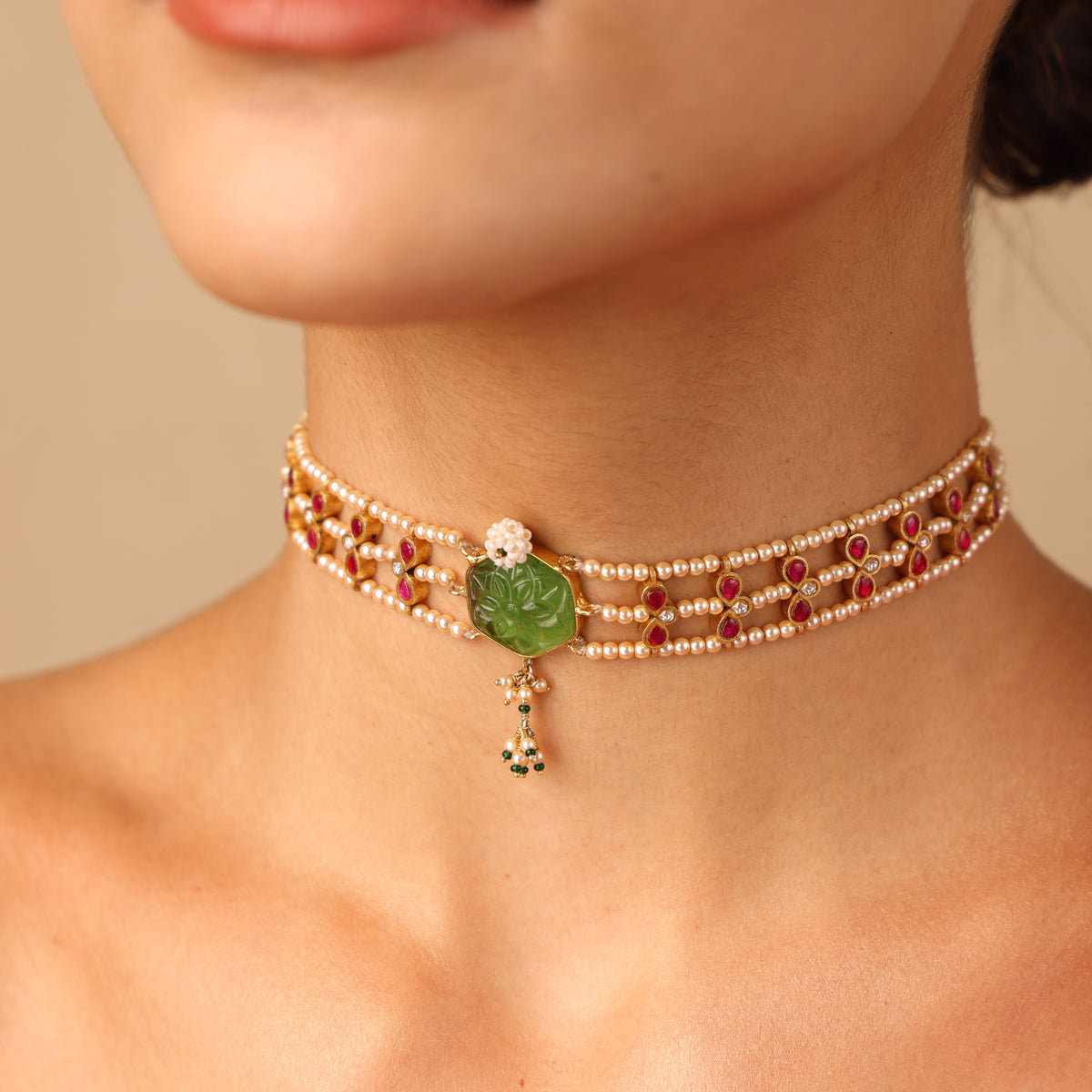 ALLURE CHOKER