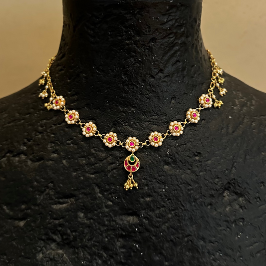 Avni Choker