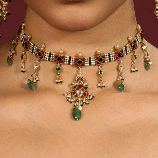 Gulzar Choker