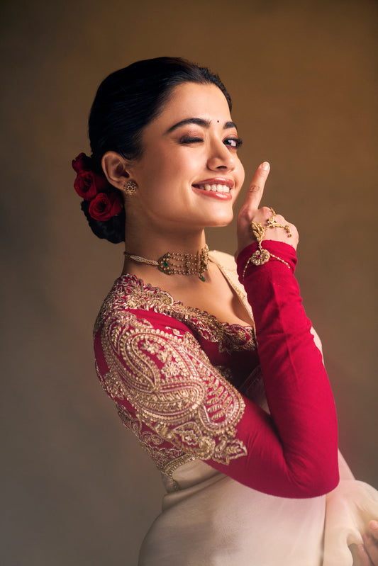 Nazakat Hathphool