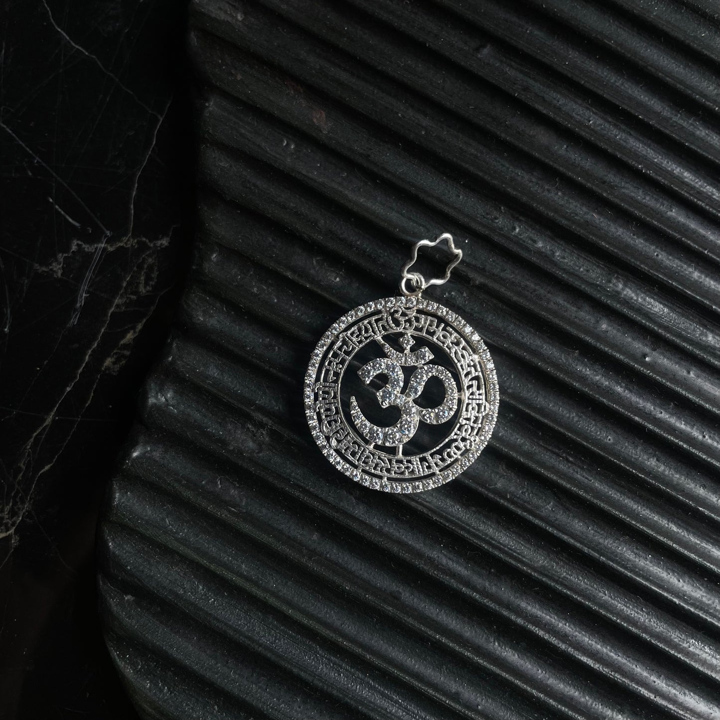 OM STONE PENDANT