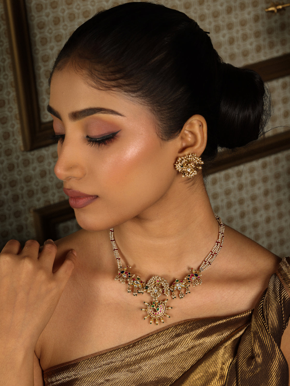 Jalwa Necklace