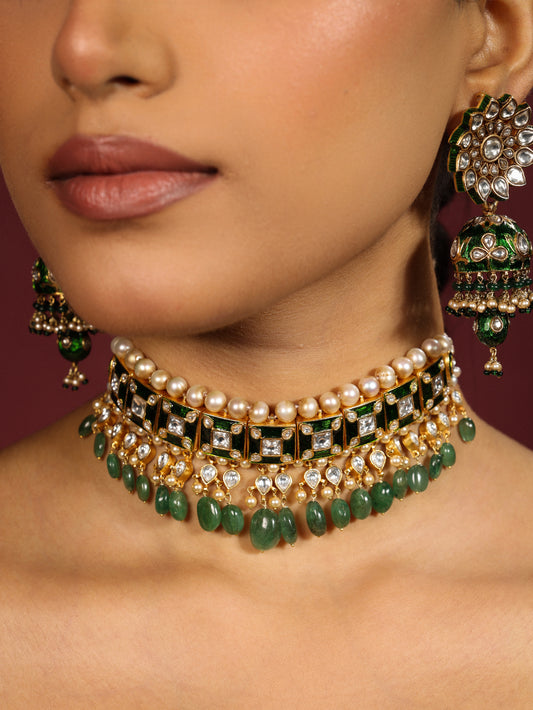Lacha Choker