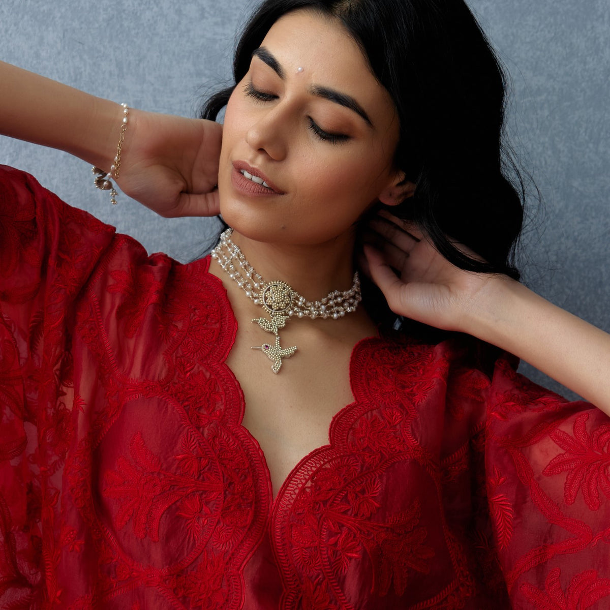 RAKTI CHOKER