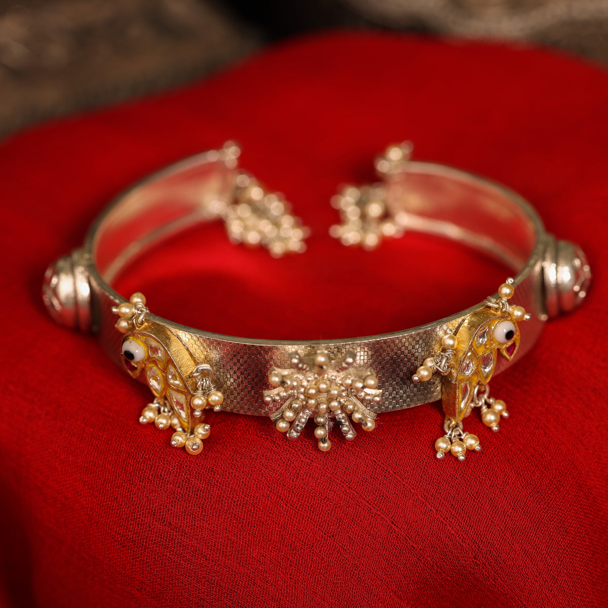 CHANDRAMUKHI BRACELET