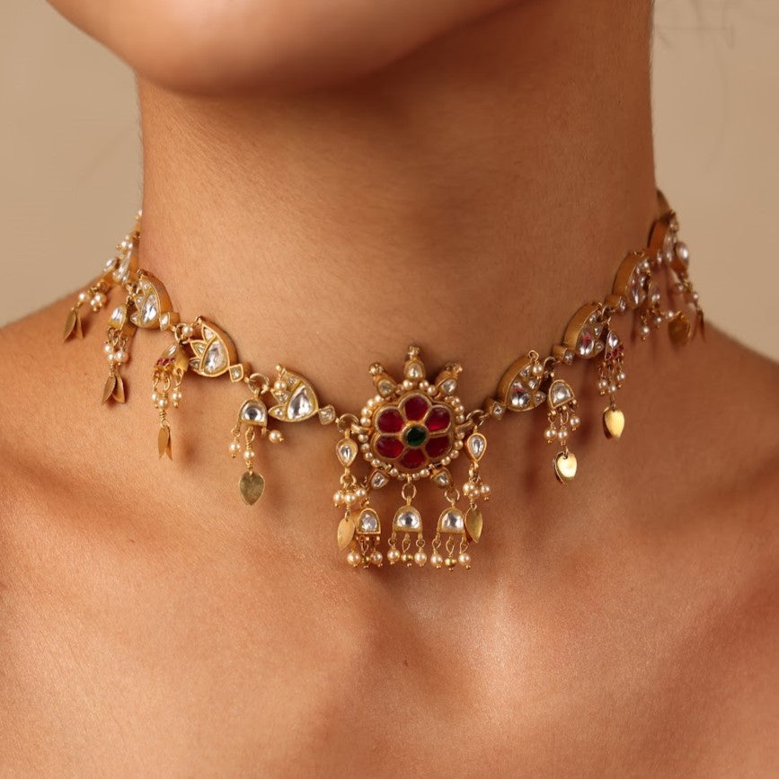 POORVIKA CHOKER