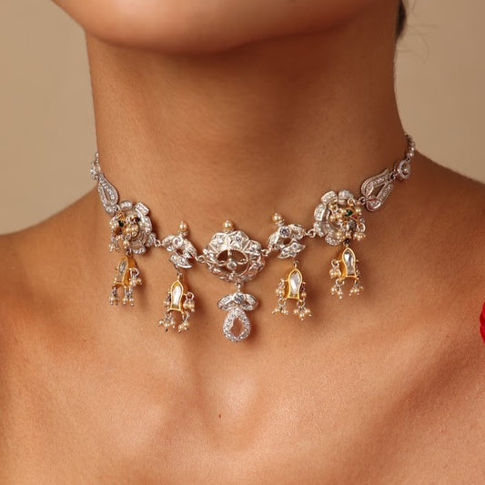 CHANDRAMA CHOKER