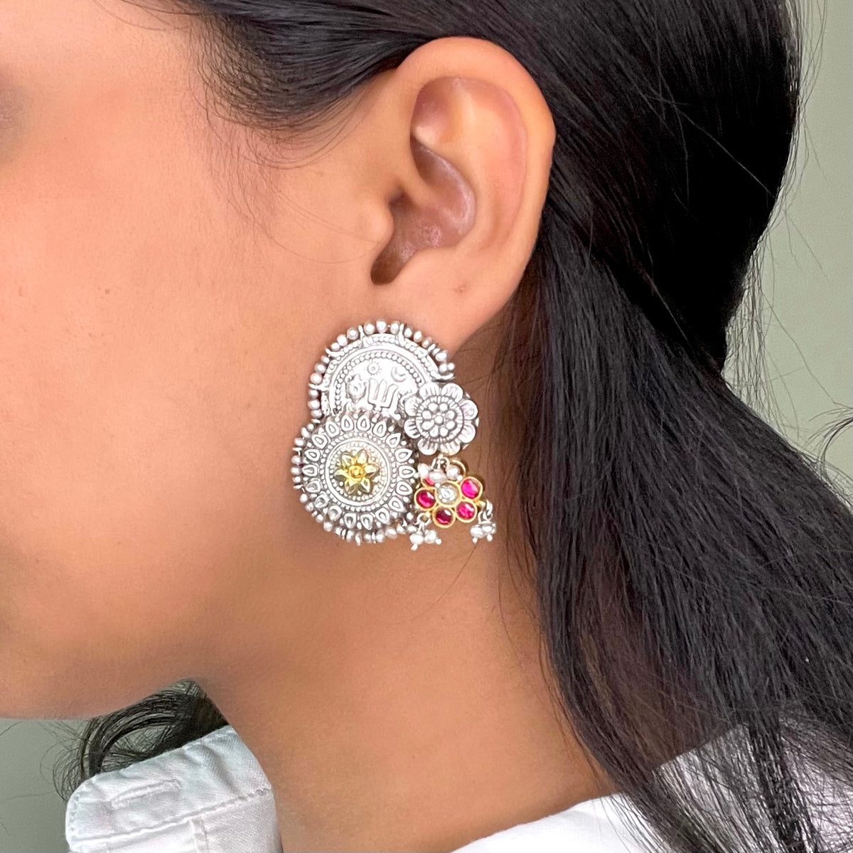 Fleur Studs