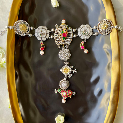 Avira Choker