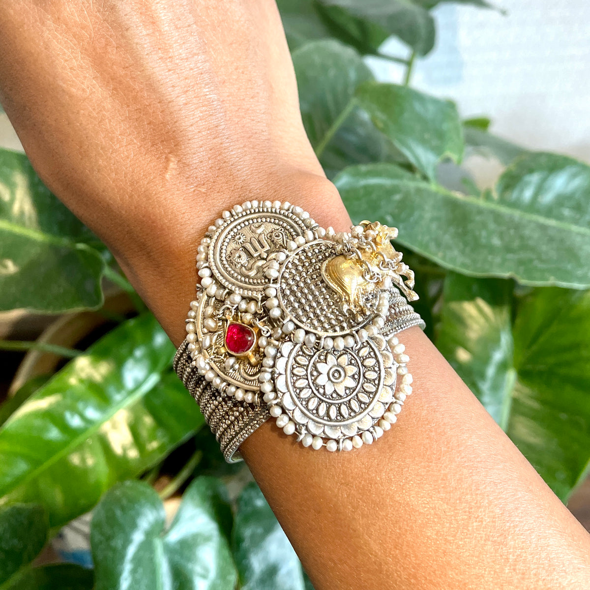 Mudra Cuff