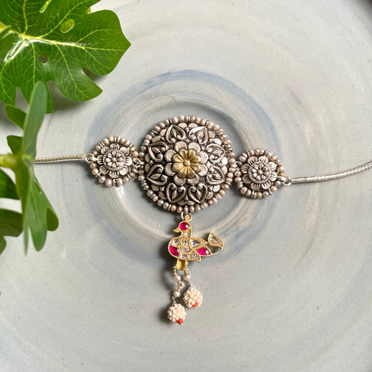 Nirvi Choker