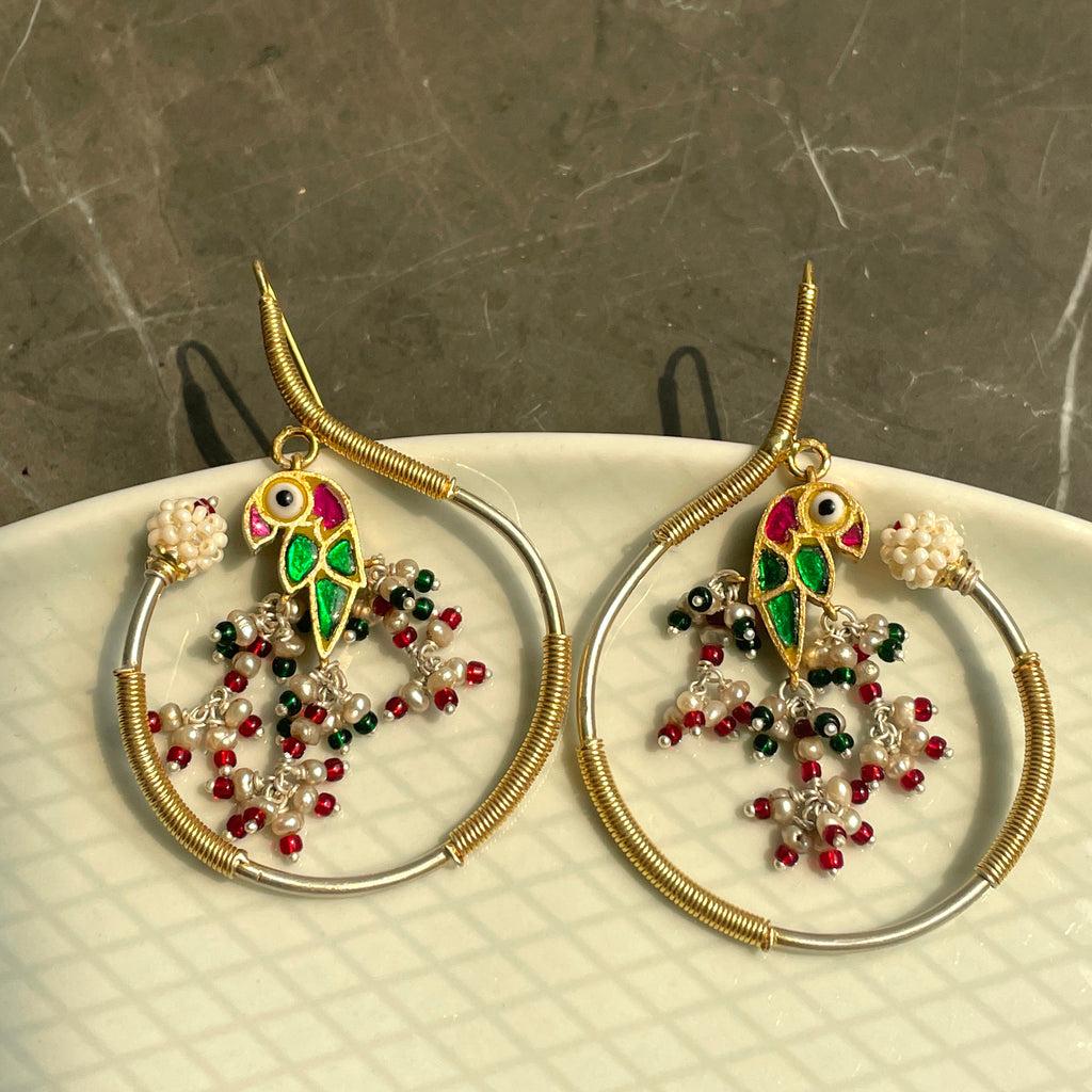 Amu Earrings (Choose between green or blue bird)
