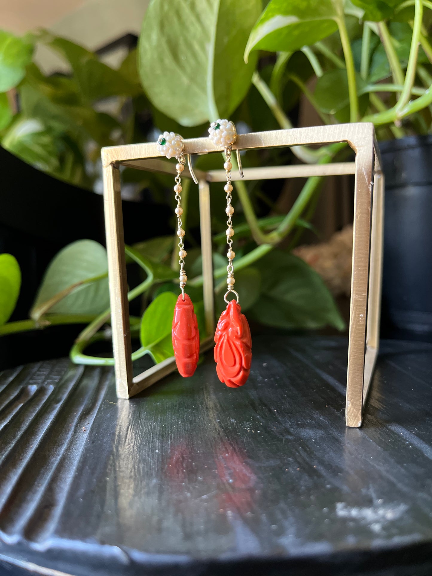 Lehar Coral Earring