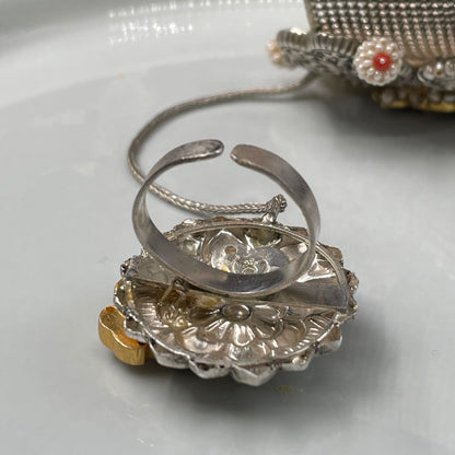 Heer Cuff with Ring