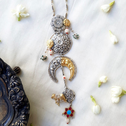Nisa Necklace