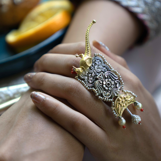 Radhi Ring