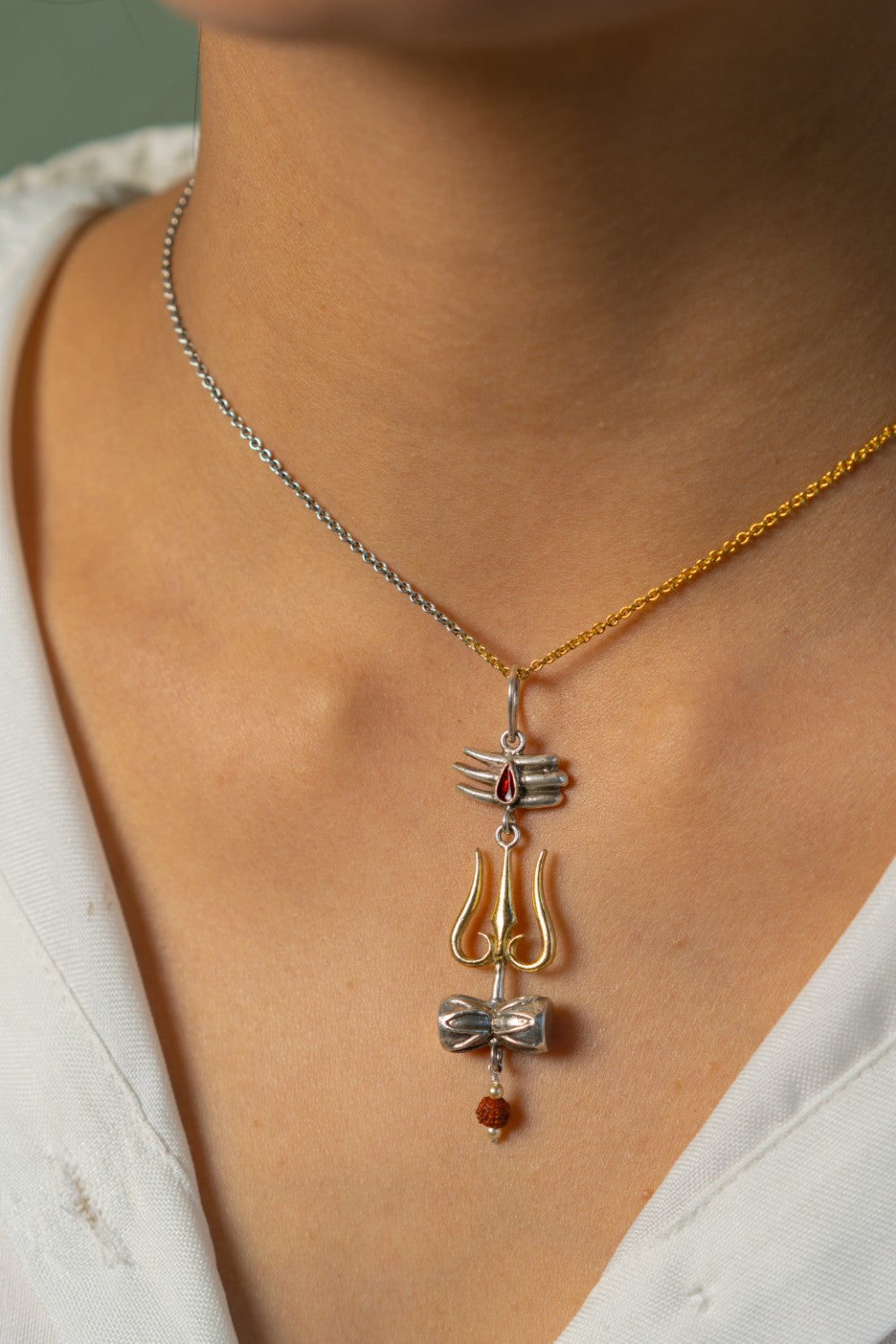 Anagha Pendant