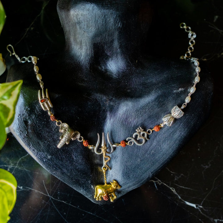 Tejaswani Choker