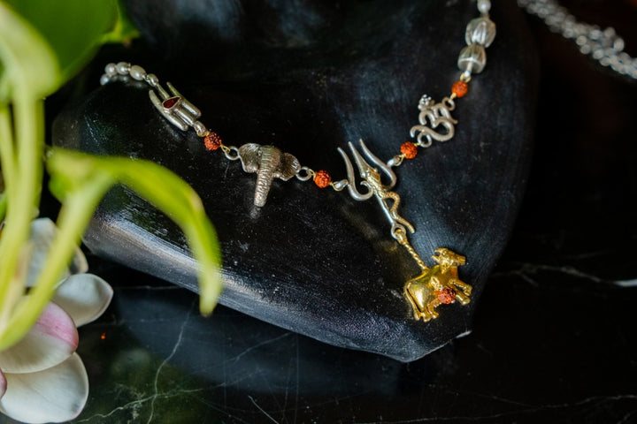 Tejaswani Choker