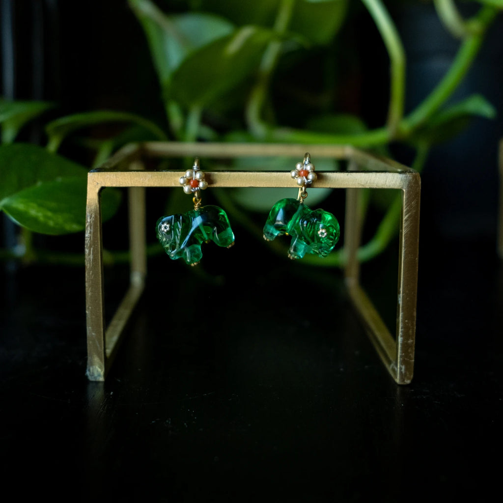 Ela studs - Green (With Flower)