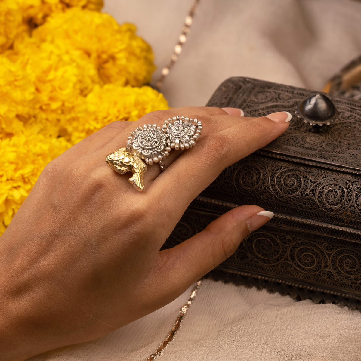 Hirat Ring