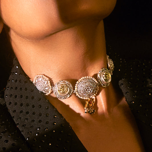 Nupur Choker
