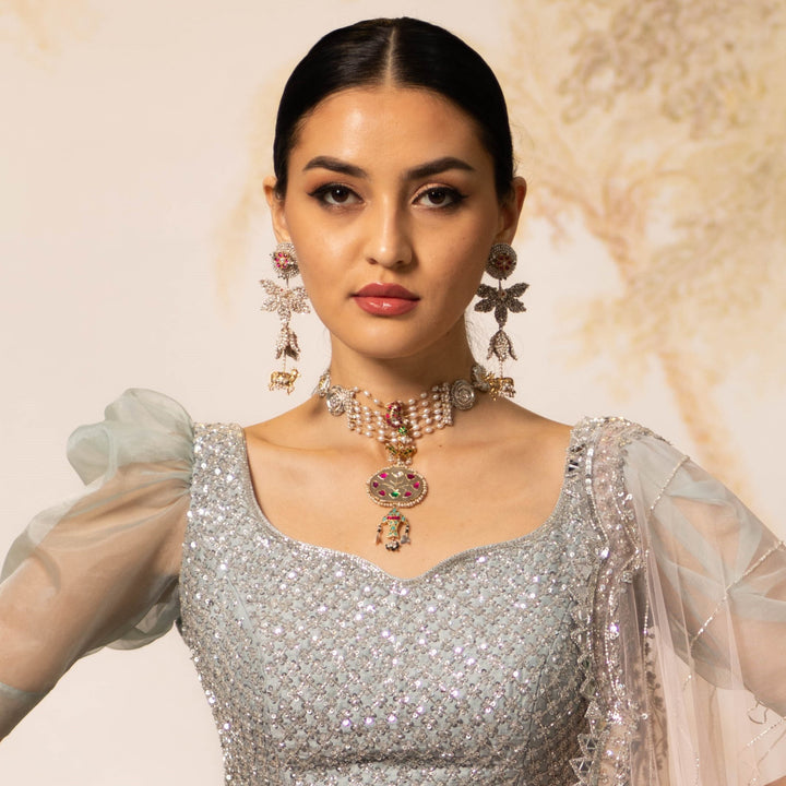 Beyza Choker