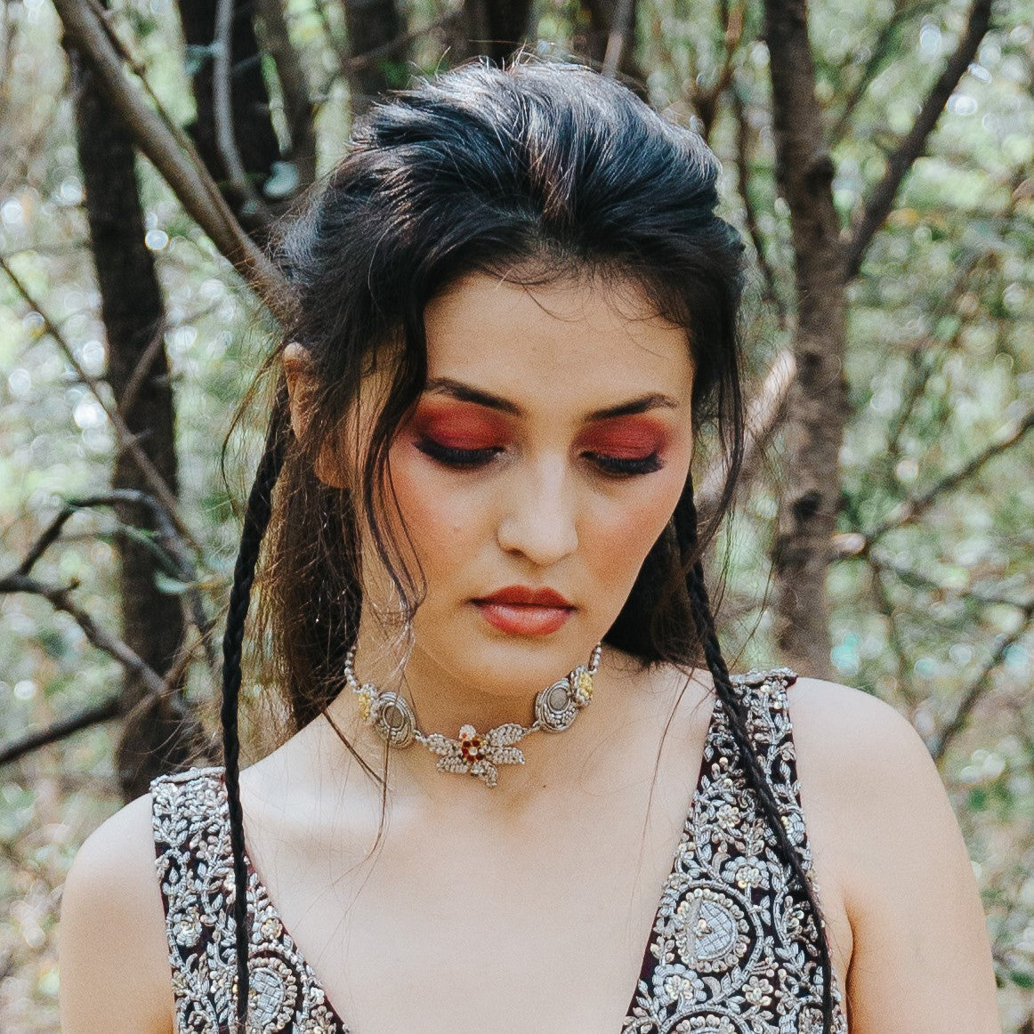 Iris Flower Choker